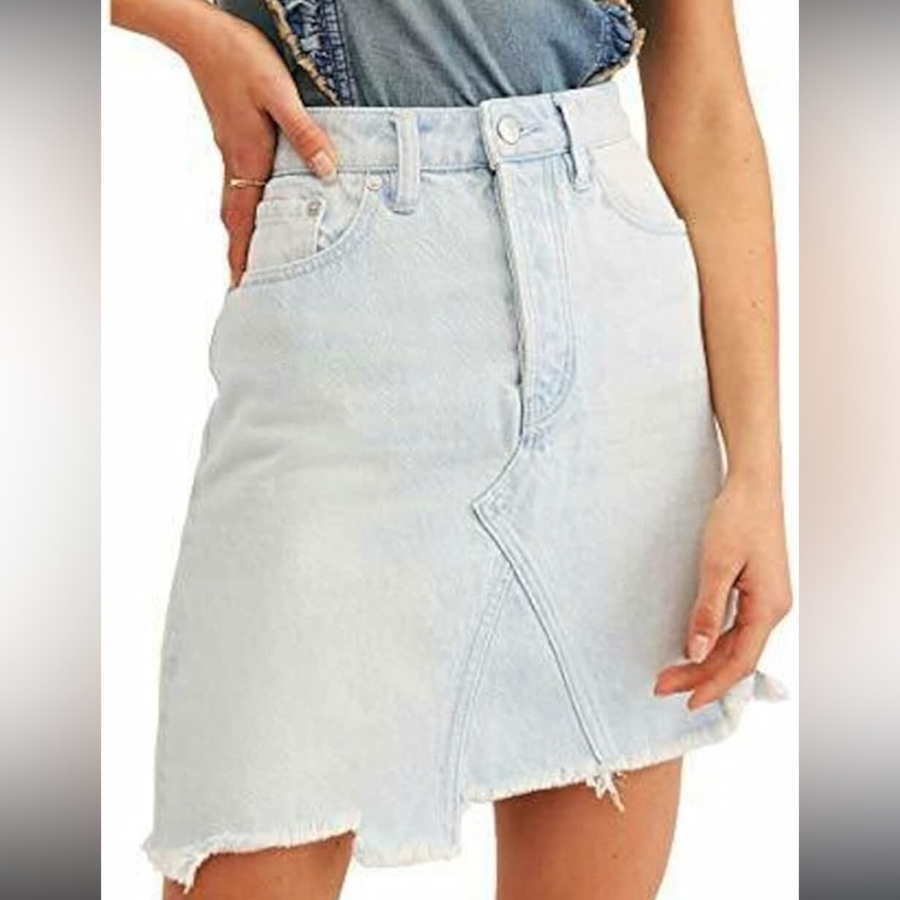 Free People Going Rogue Denim skirt in Tidal Wave size 29
